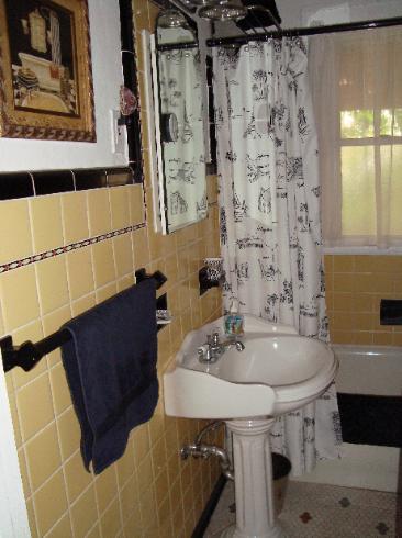 View into front bath, looking North.