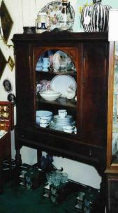 H62-148 Spanish Renaissance China Hutch $450